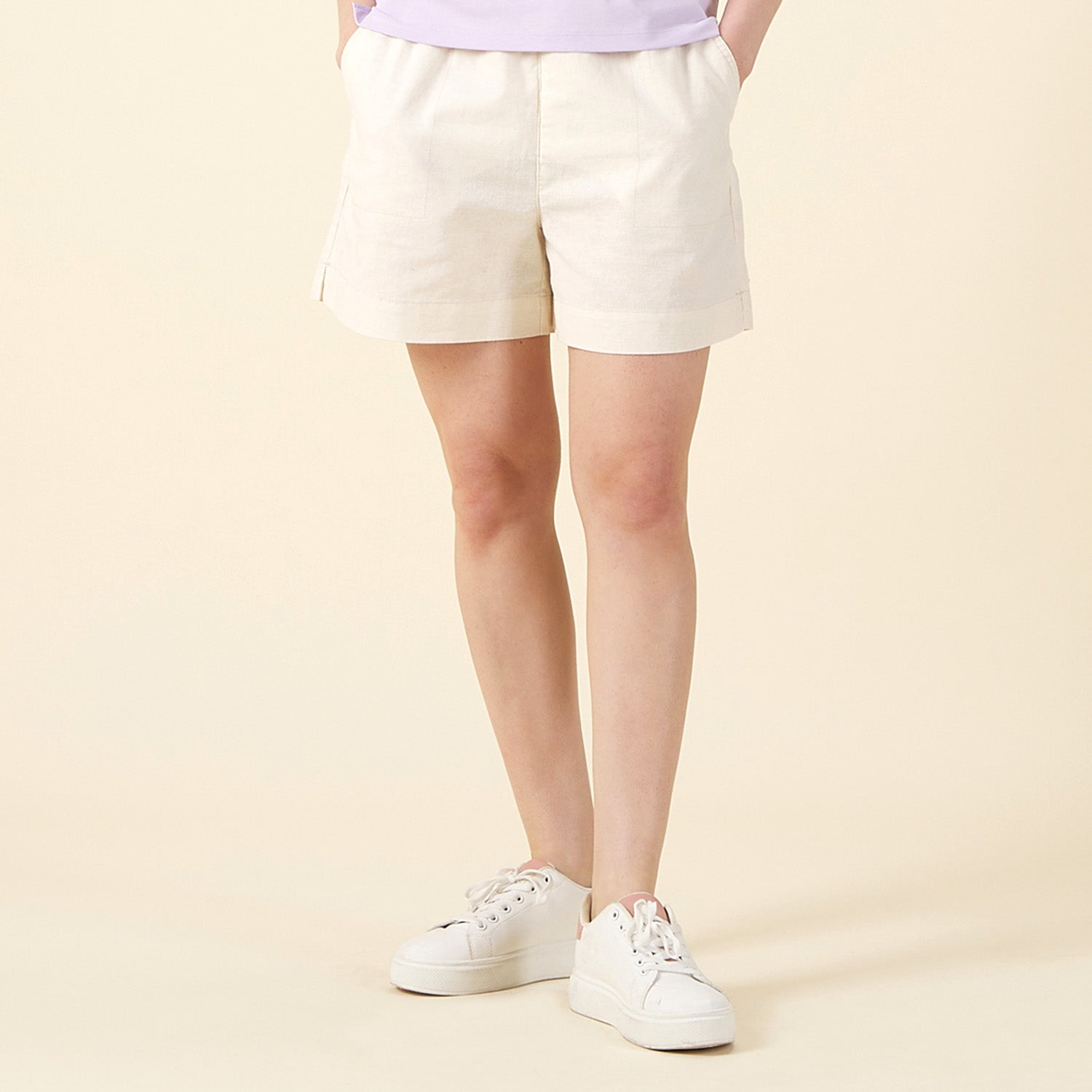 GIORDANO Women's Linen Cotton High Waist Relax Fit Shorts (05405209)