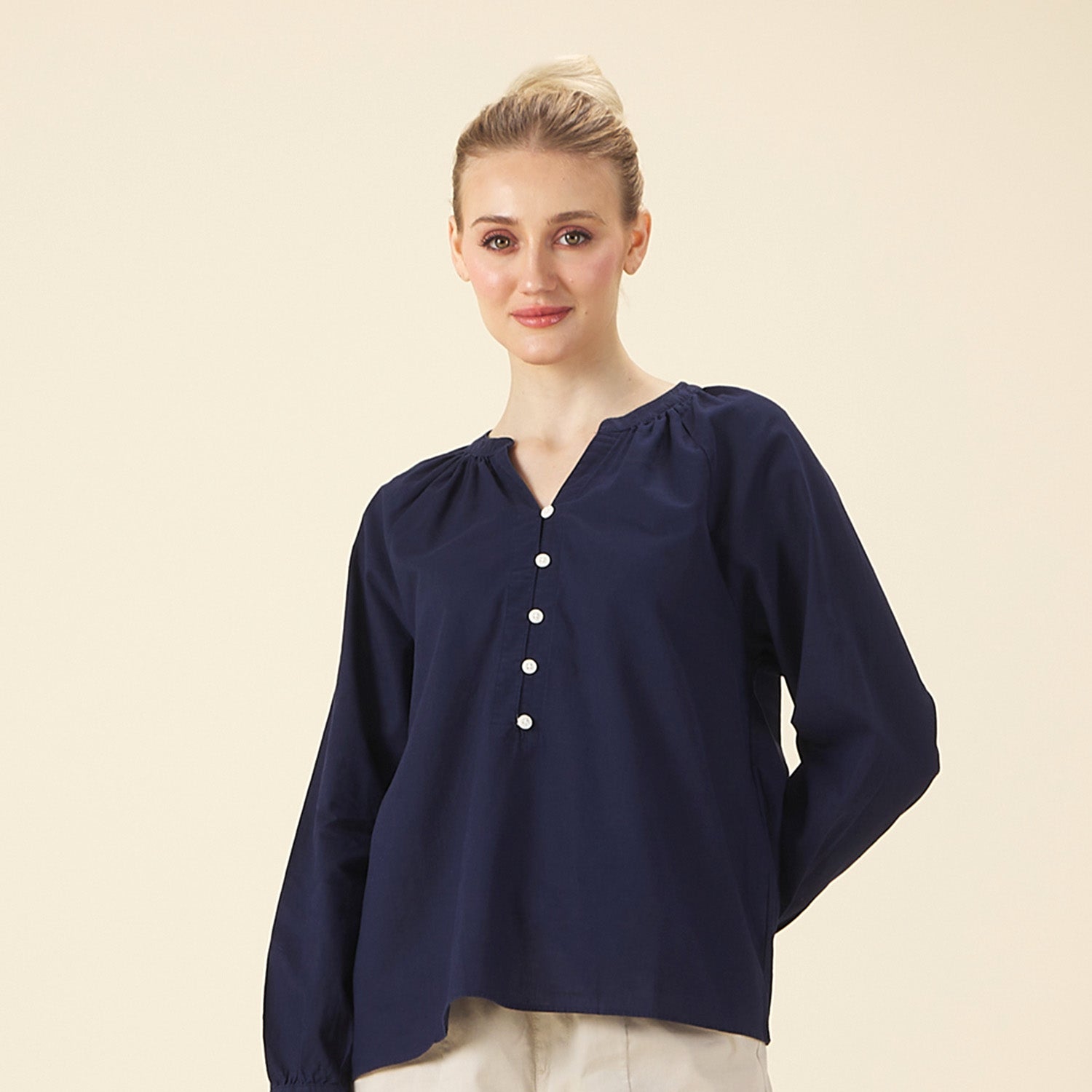 GIORDANO Women's Cotton Linen V-Neck Long Sleeves Loose Fit Half Placket Shirt (05345214)