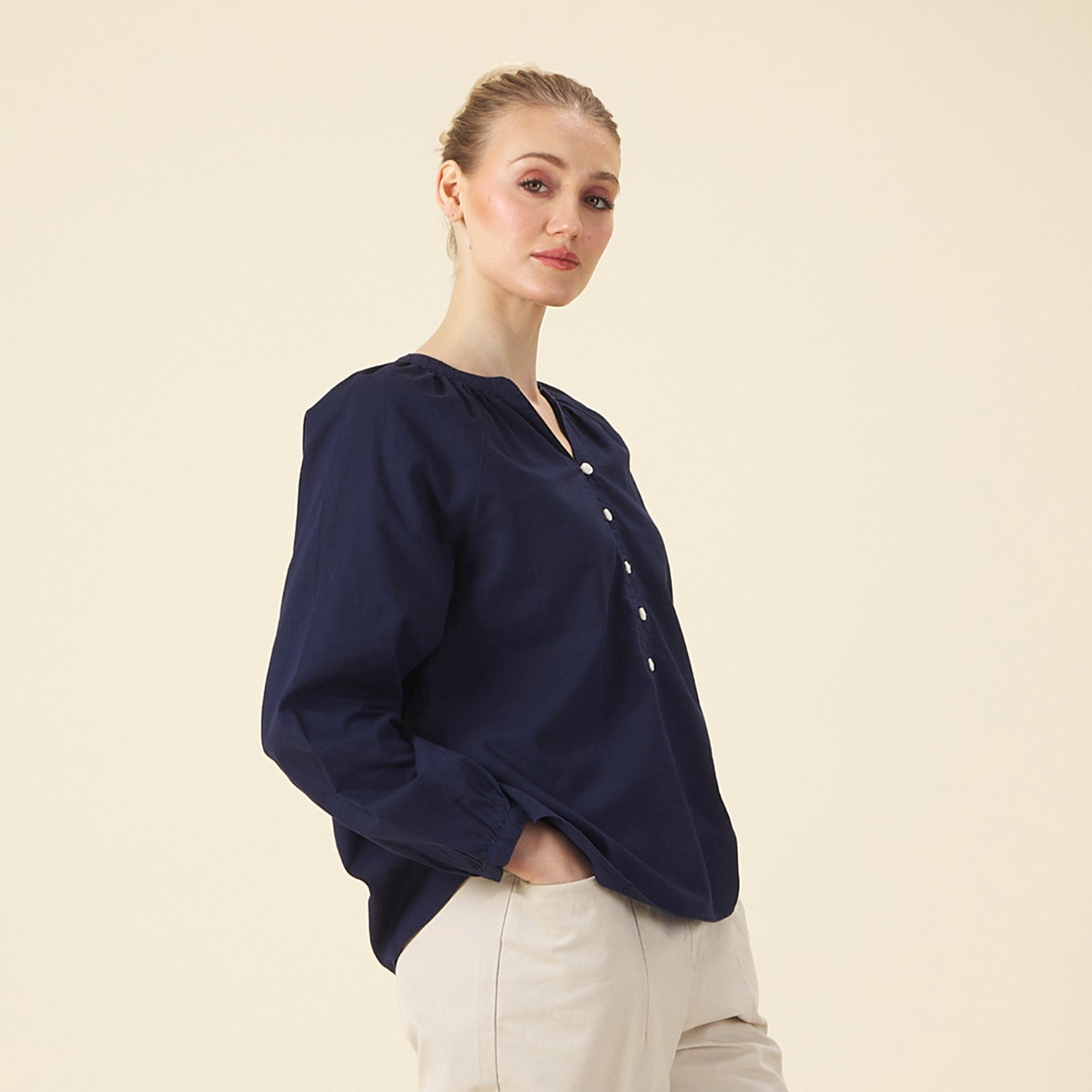 GIORDANO Women's Cotton Linen V-Neck Long Sleeves Loose Fit Half Placket Shirt (05345214)