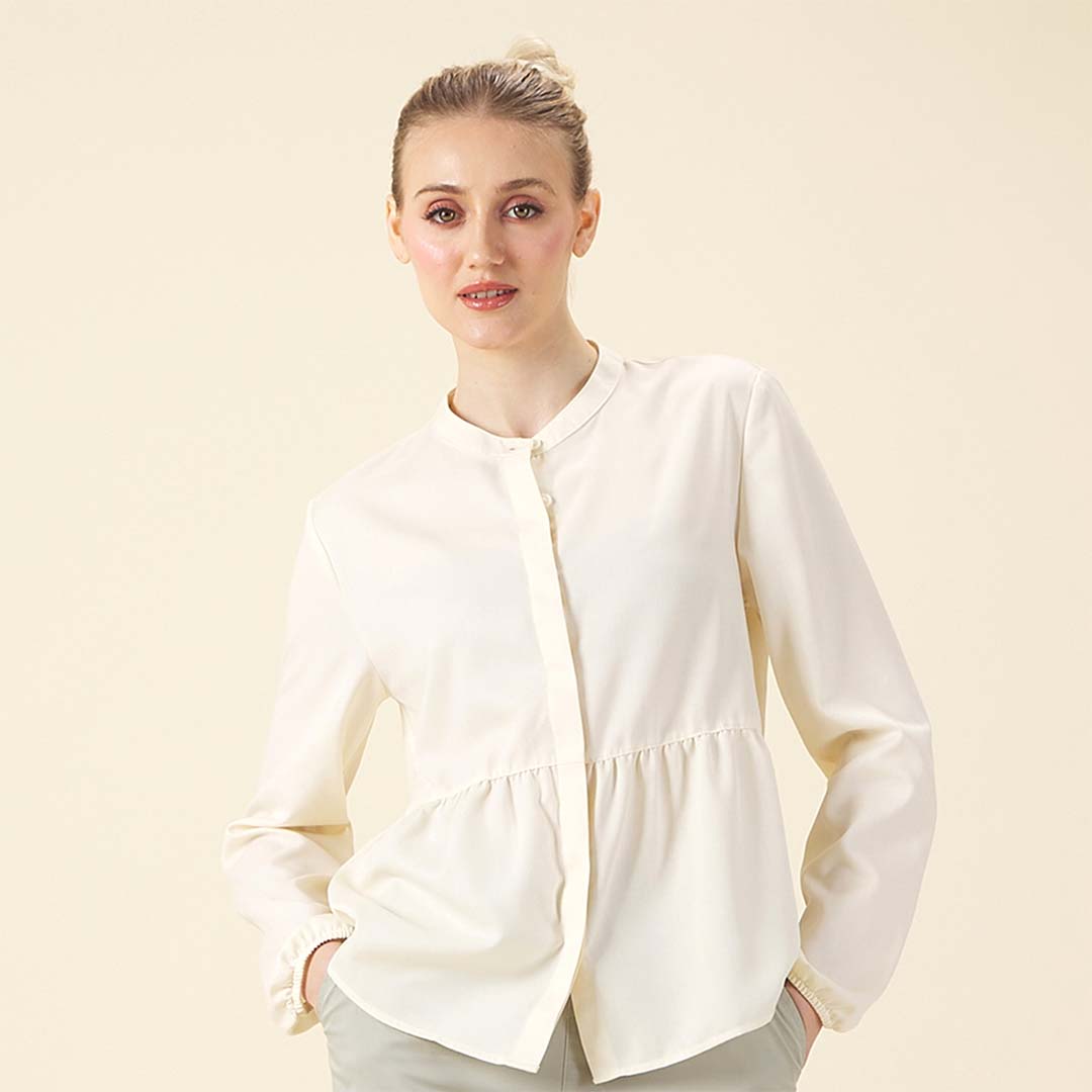 GIORDANO Women's Twill Round Neck Long Sleeves Boyfriend Fit  Shirt (05345004)