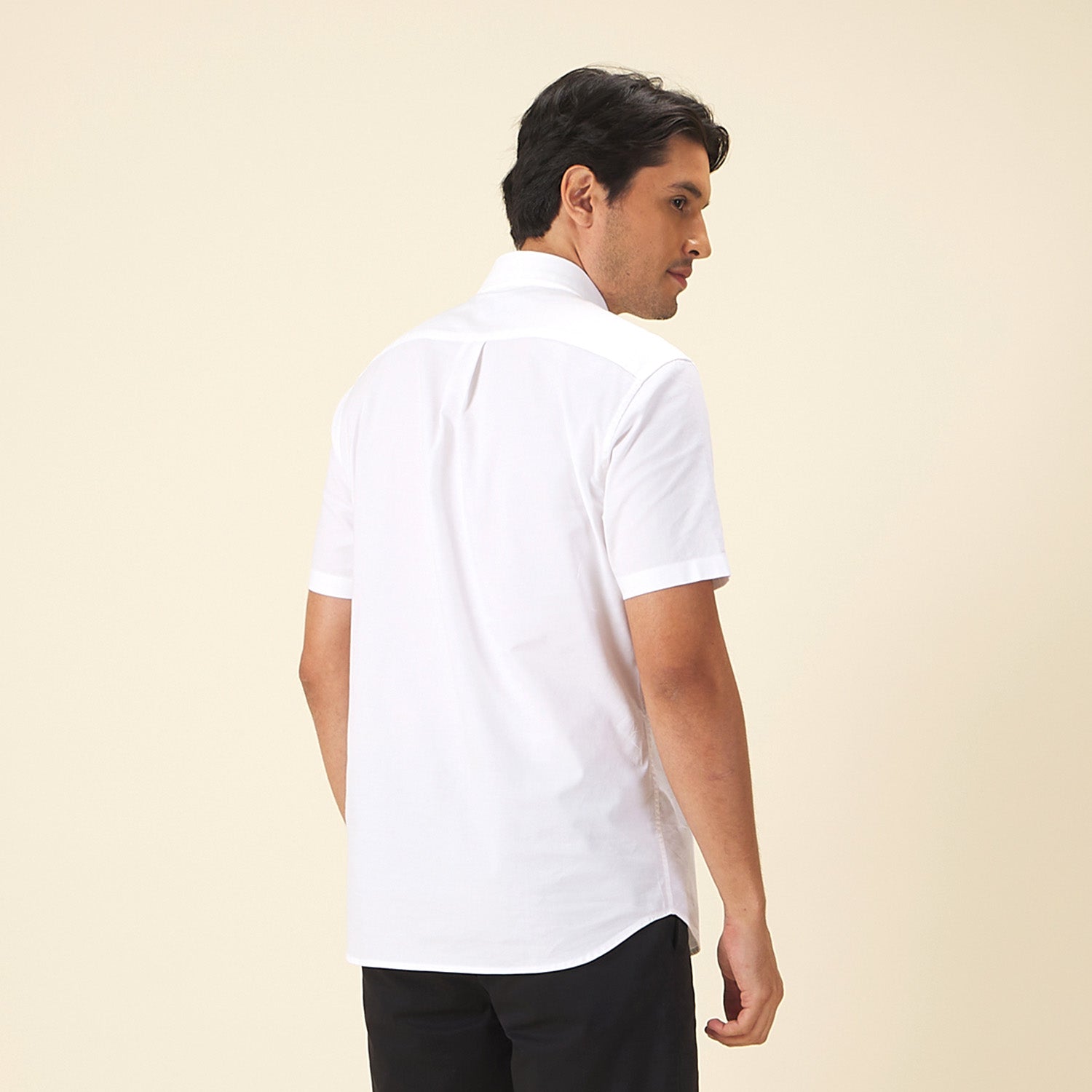 GIORDANO Men's Frog Short Sleeves Oxford Shirt (01045248)