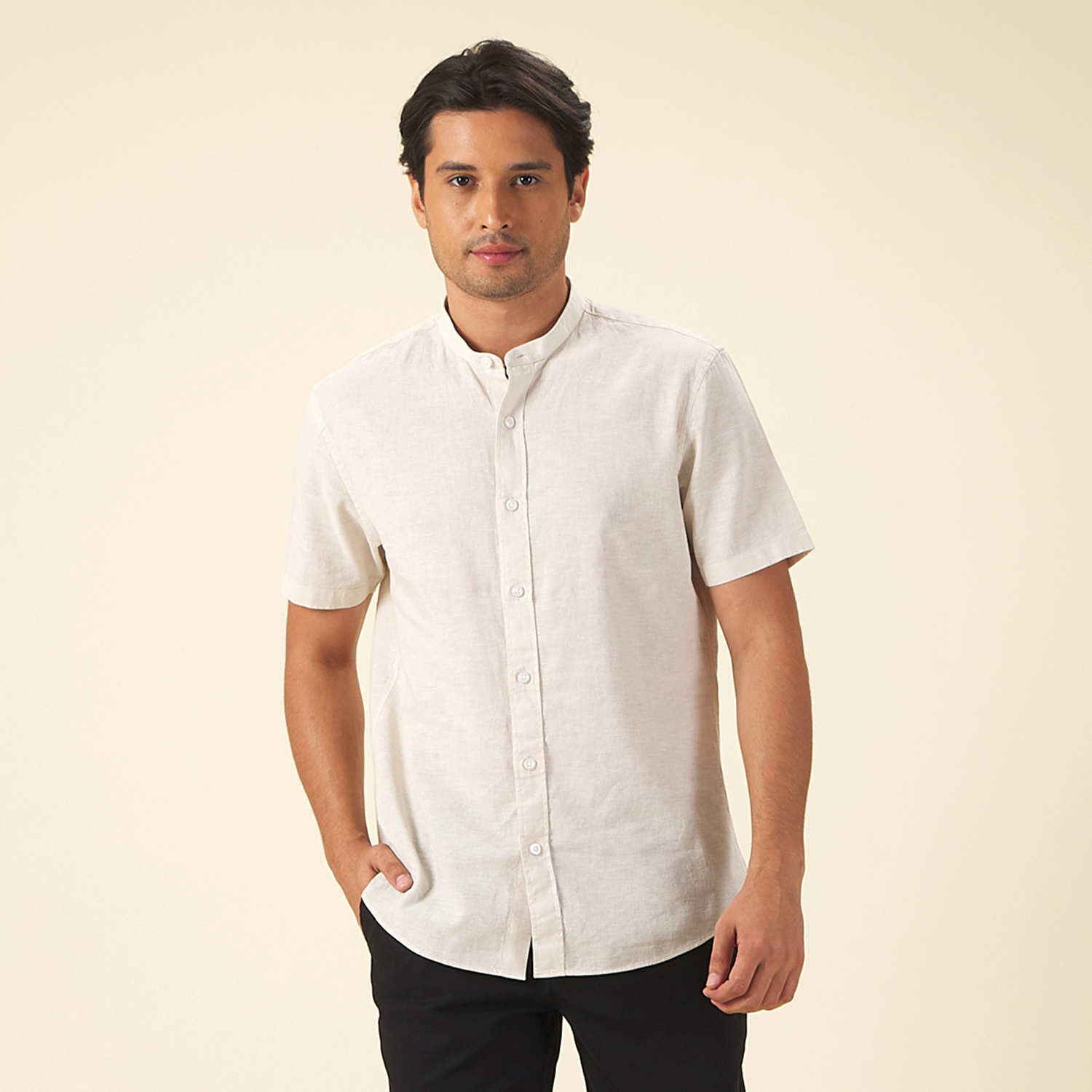 GIORDANO Men's Linen Cotton Poplin Stand Collar Short Sleeves Shirt (01045204)