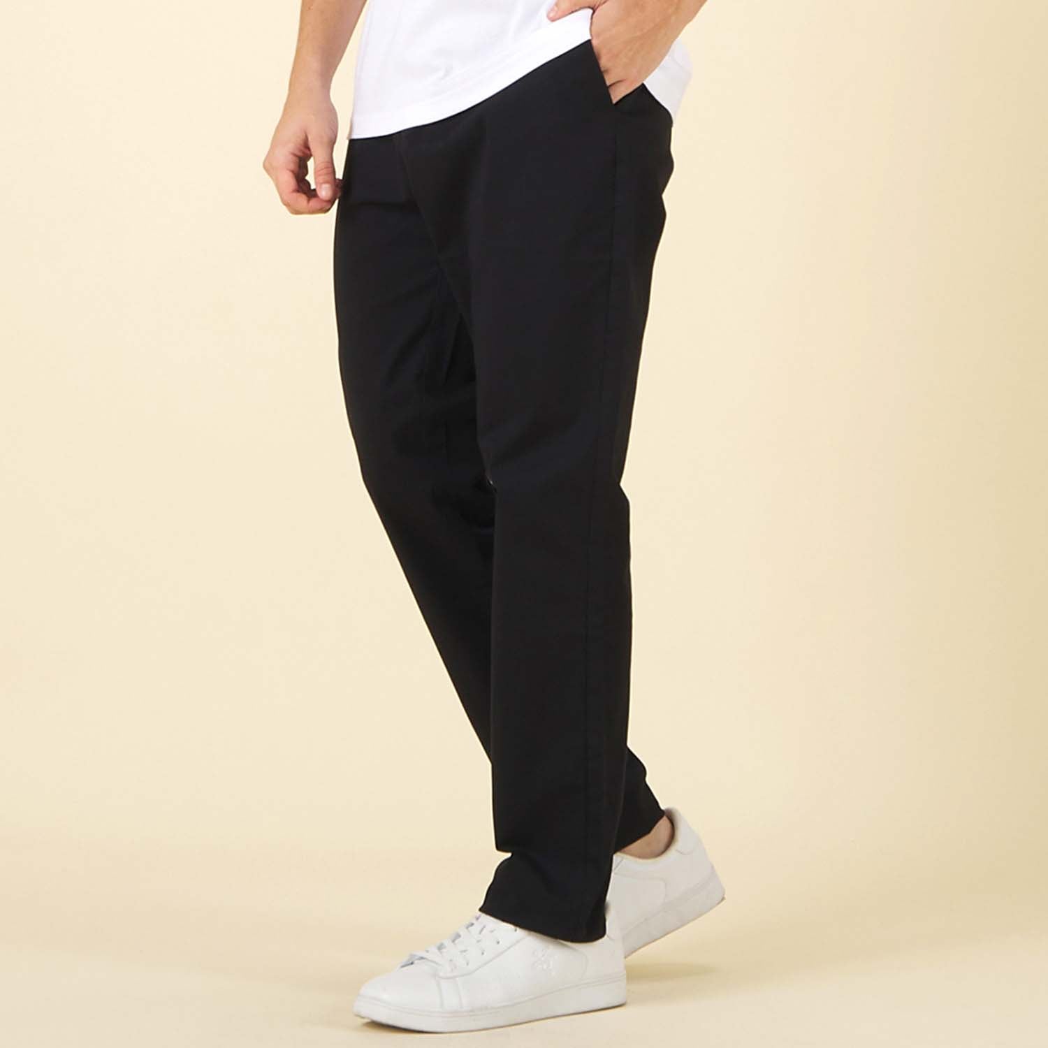 GIORDANO Men's Twill Mid Rise Regular Tapered Khaki Pants (01115027)