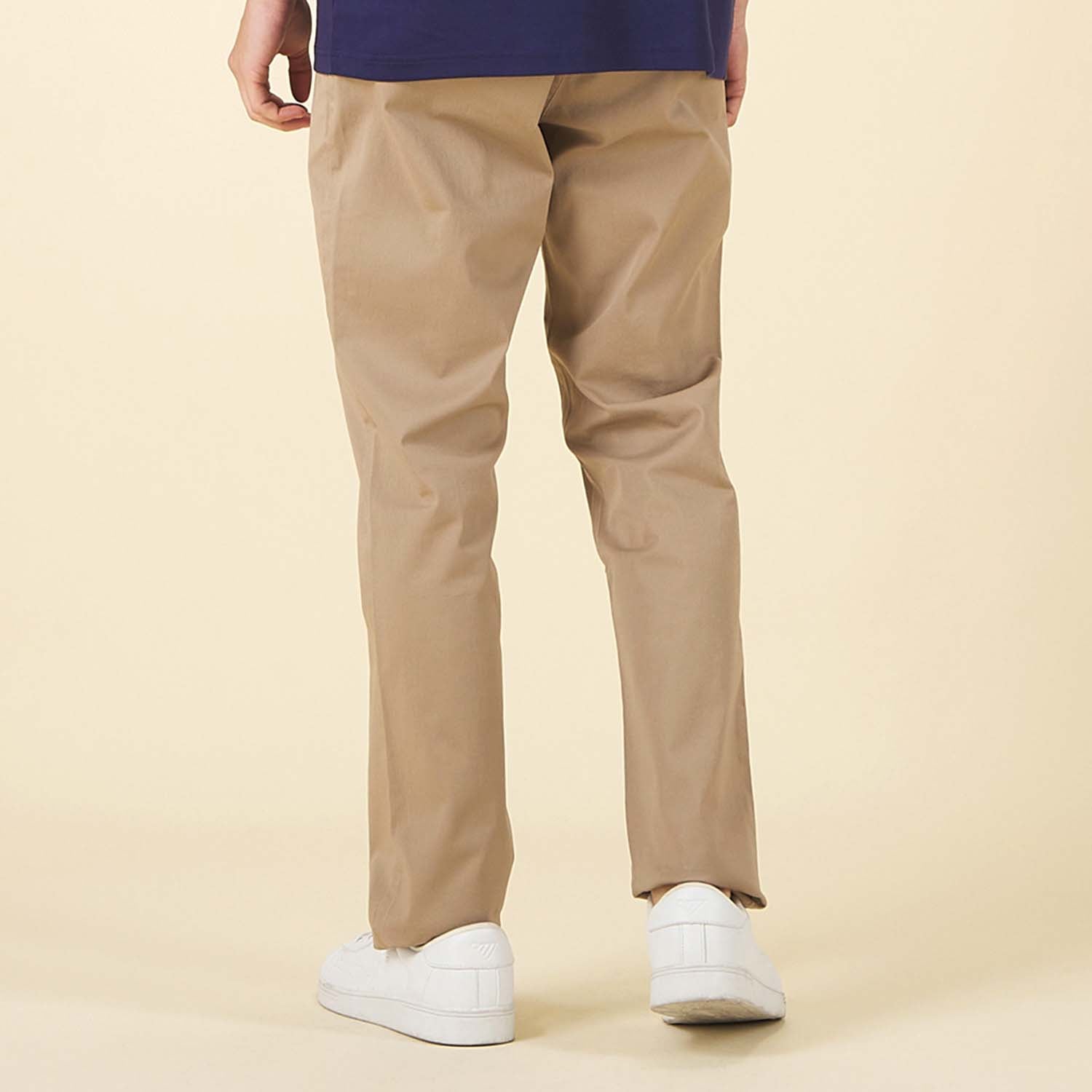 GIORDANO Men's Twill Mid Rise Regular Tapered Khaki Pants (01115027)
