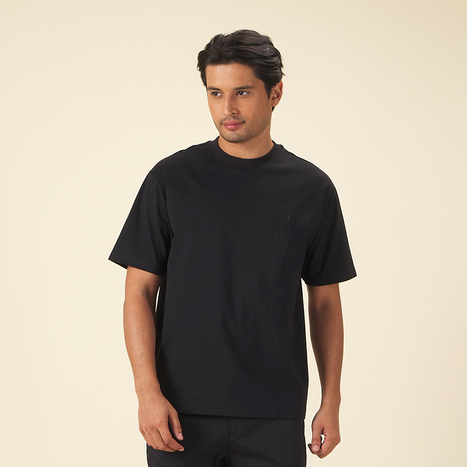 GIORDANO Men's Crew Neck Relax Fit Pocket Tee (01025208)
