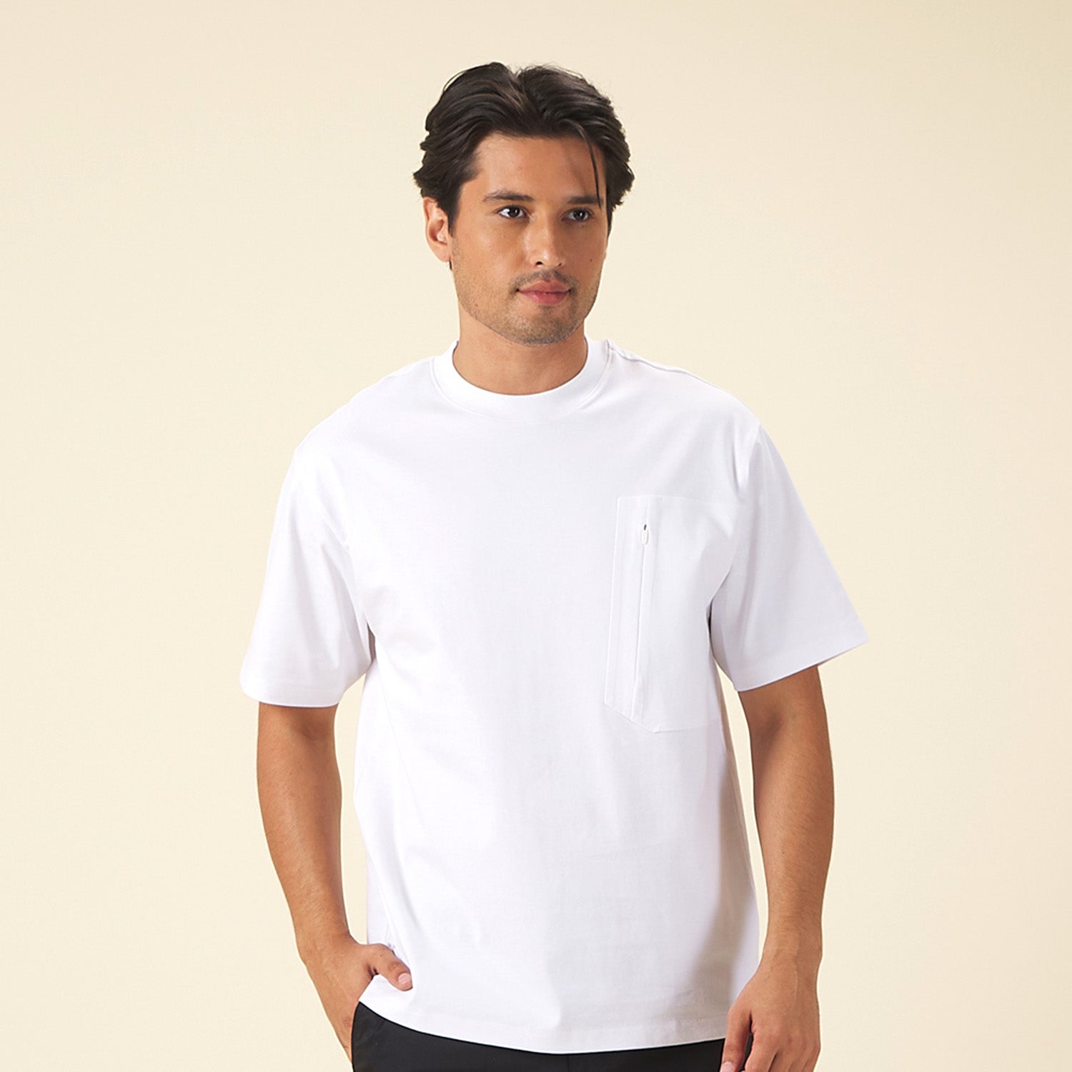 GIORDANO Men's Crew Neck Relax Fit Pocket Tee (01025208)