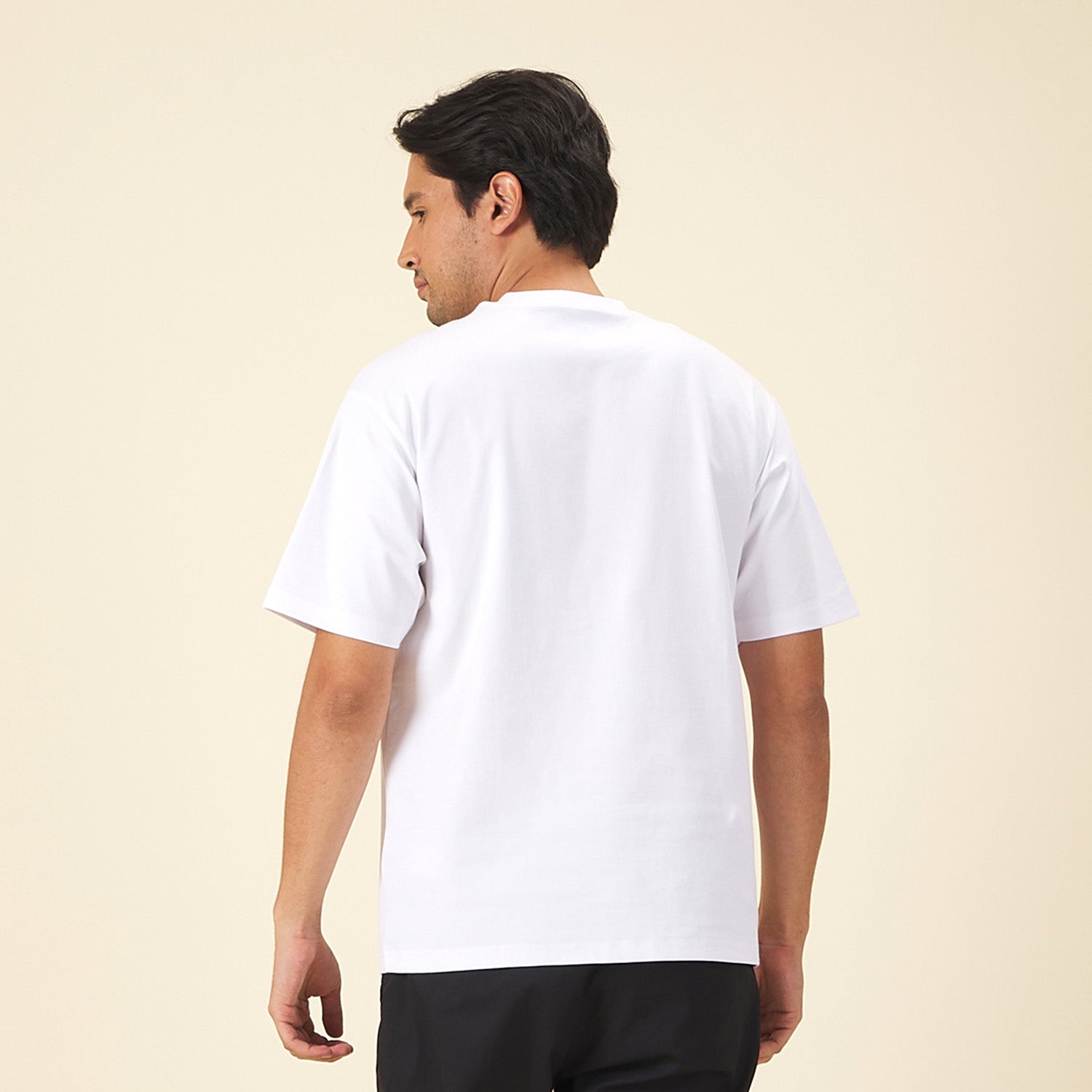 GIORDANO Men's Crew Neck Relax Fit Pocket Tee (01025208)