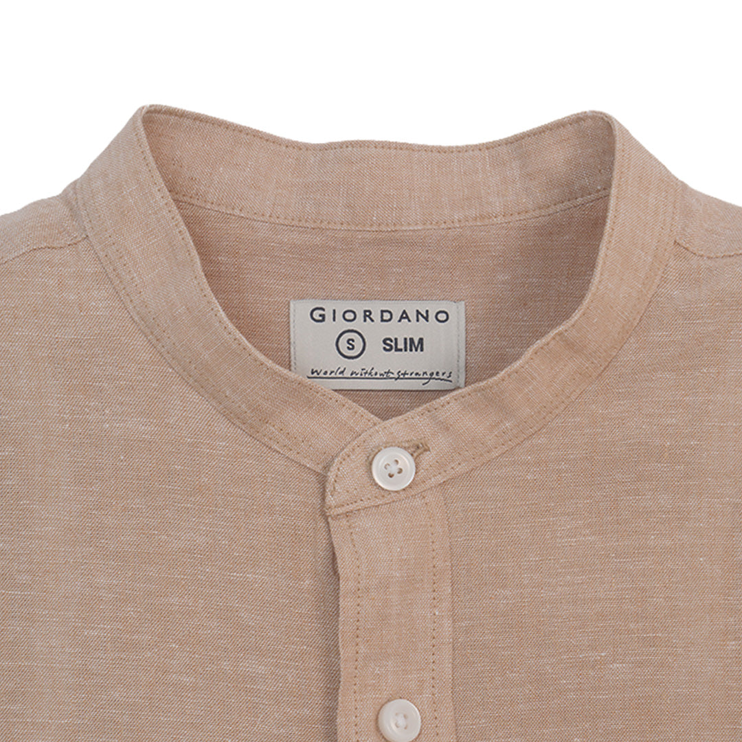 GIORDANO Men's Linen Cotton Poplin Band Collar Short Sleeves Slim Fit Shirt (01046214)