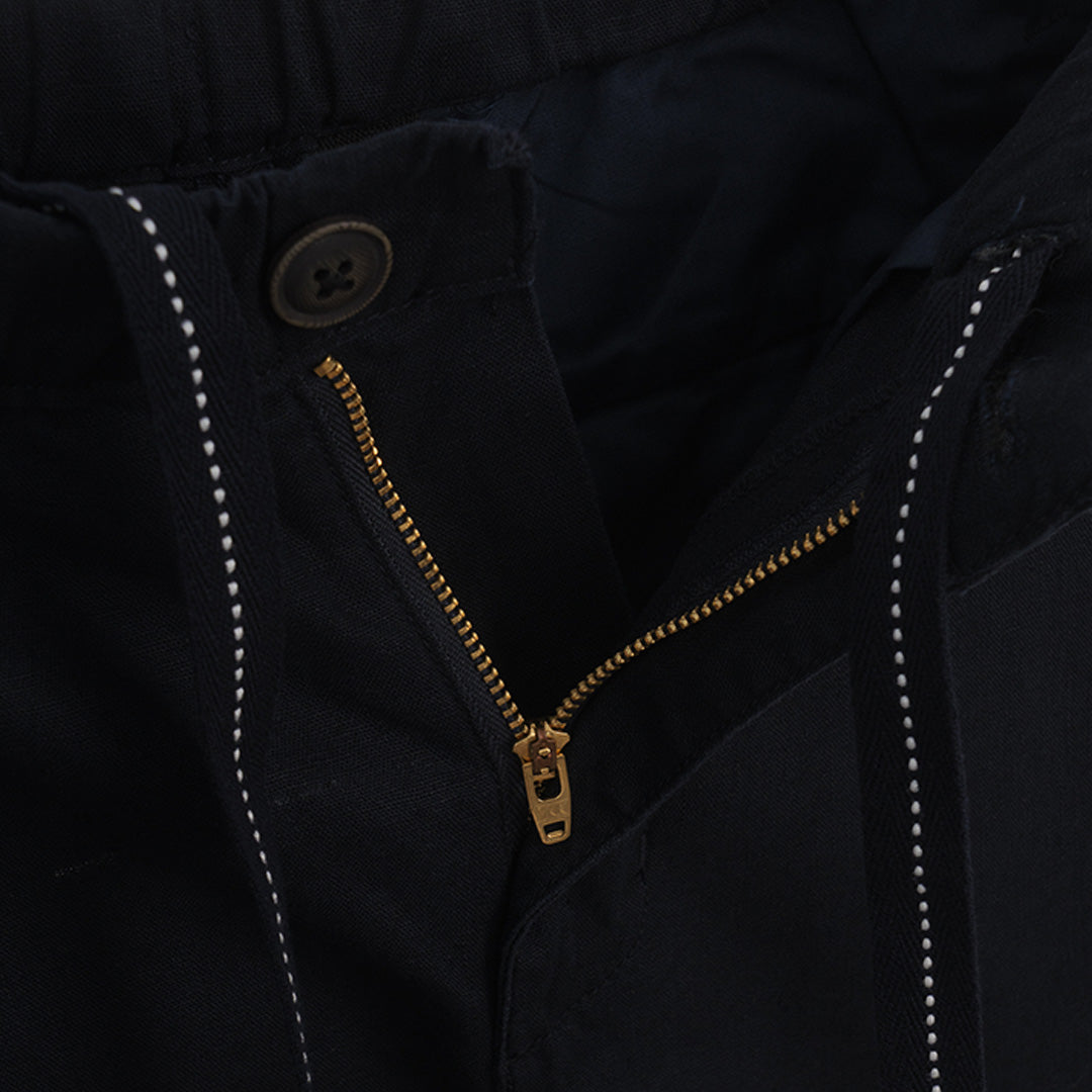 GIORDANO Men's Linen Cotton Plain Weave Low Rise Slim Tapered Crop Pants (01126202)