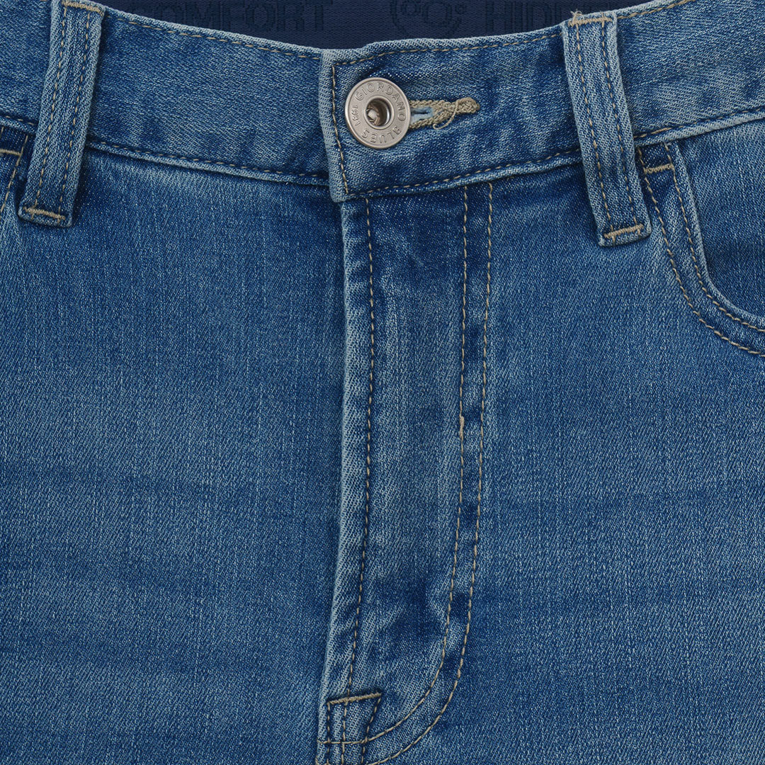 GIORDANO Men's Cotton Spandex Denim Mid Rise Regular Fit Jeans (01115050)