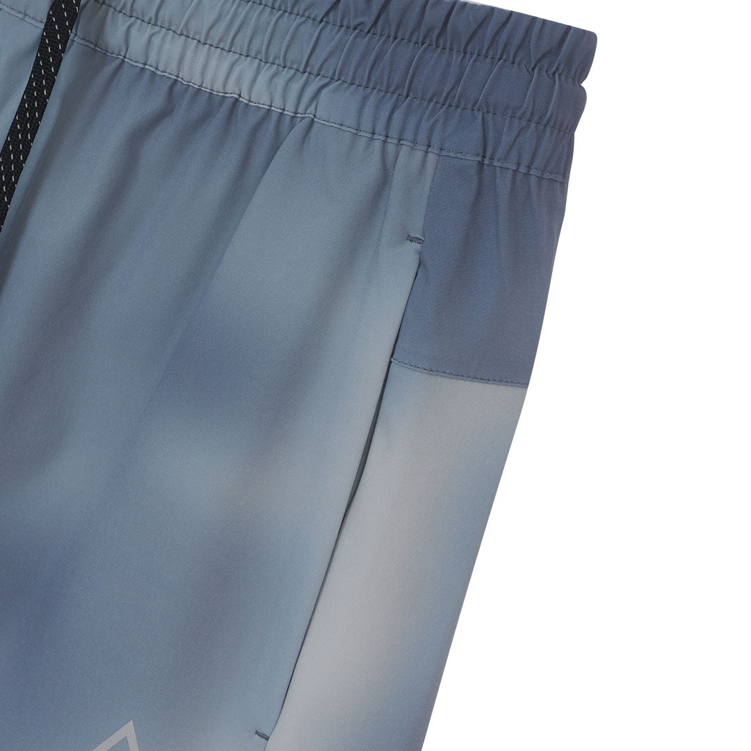 GIORDANO Men's G-Motion Mid Rise Relax Fit Printed Shorts (09105311)