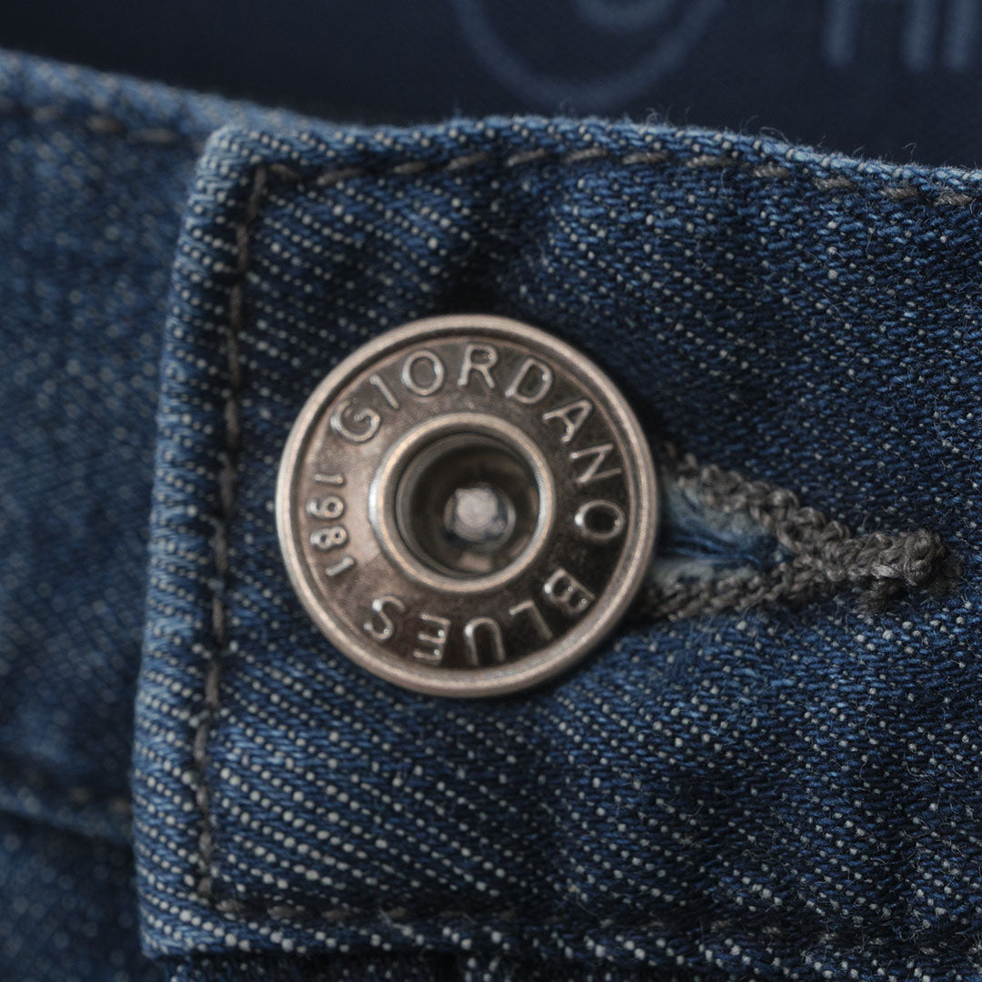 GIORDANO Men's Cotton Lycra Denim Low Rise Slim Fit Bermuda Shorts (01106225)