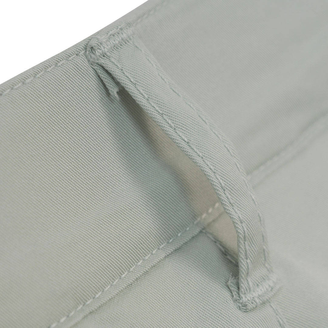 GIORDANO Women's Cotton Nylon Spandex Twill Mid Rise Slim Fit Pocket Shorts (05406218)