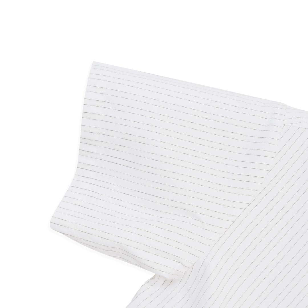 GIORDANO Women's Cotton Lycra Stretch Oxford Acute Collar Short Sleeves Crop Eco Soft Shirt (05346226)