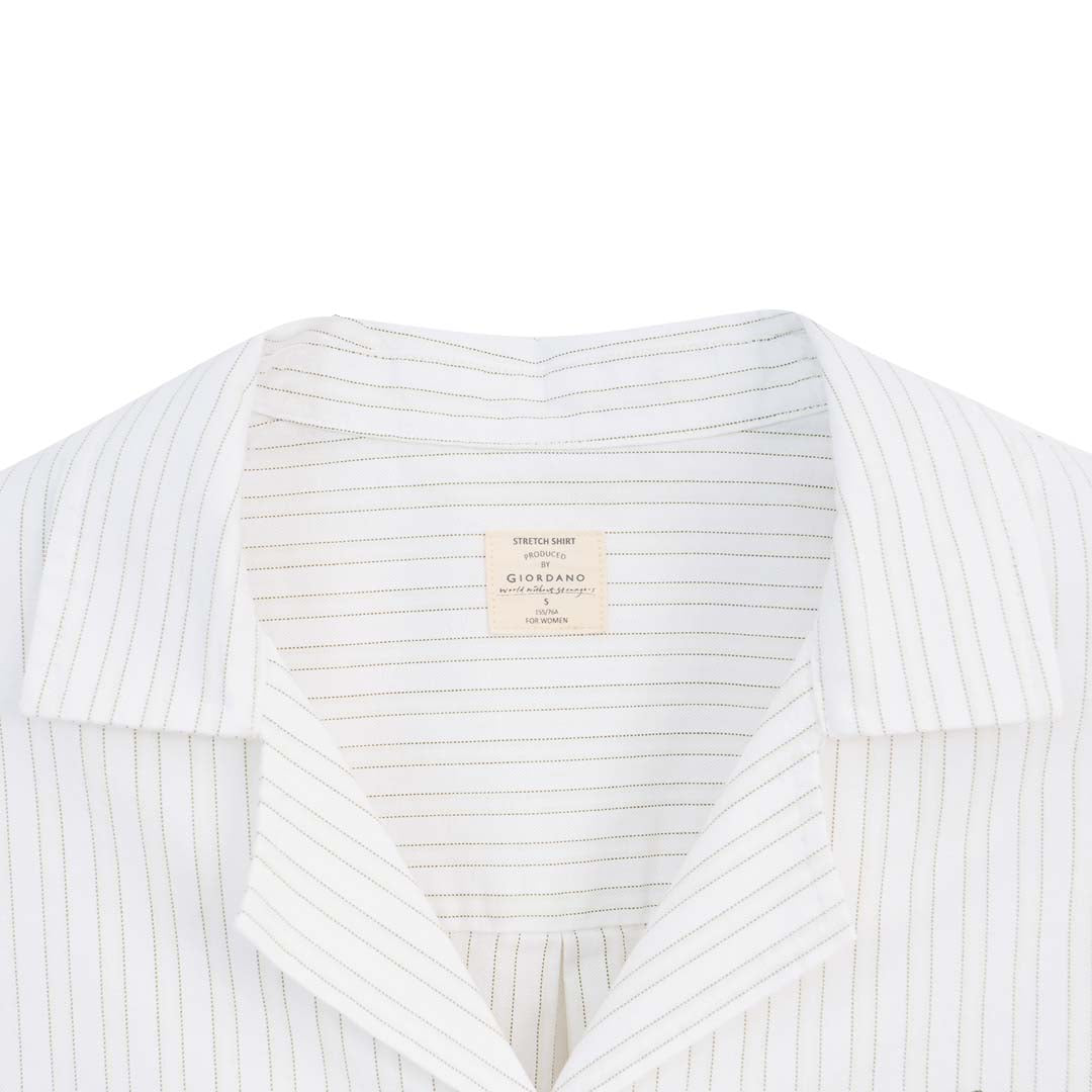 GIORDANO Women's Frog Stretch Oxford Notch Collar Short Sleeves Loose Fit Eco Soft Shirt (05346228)