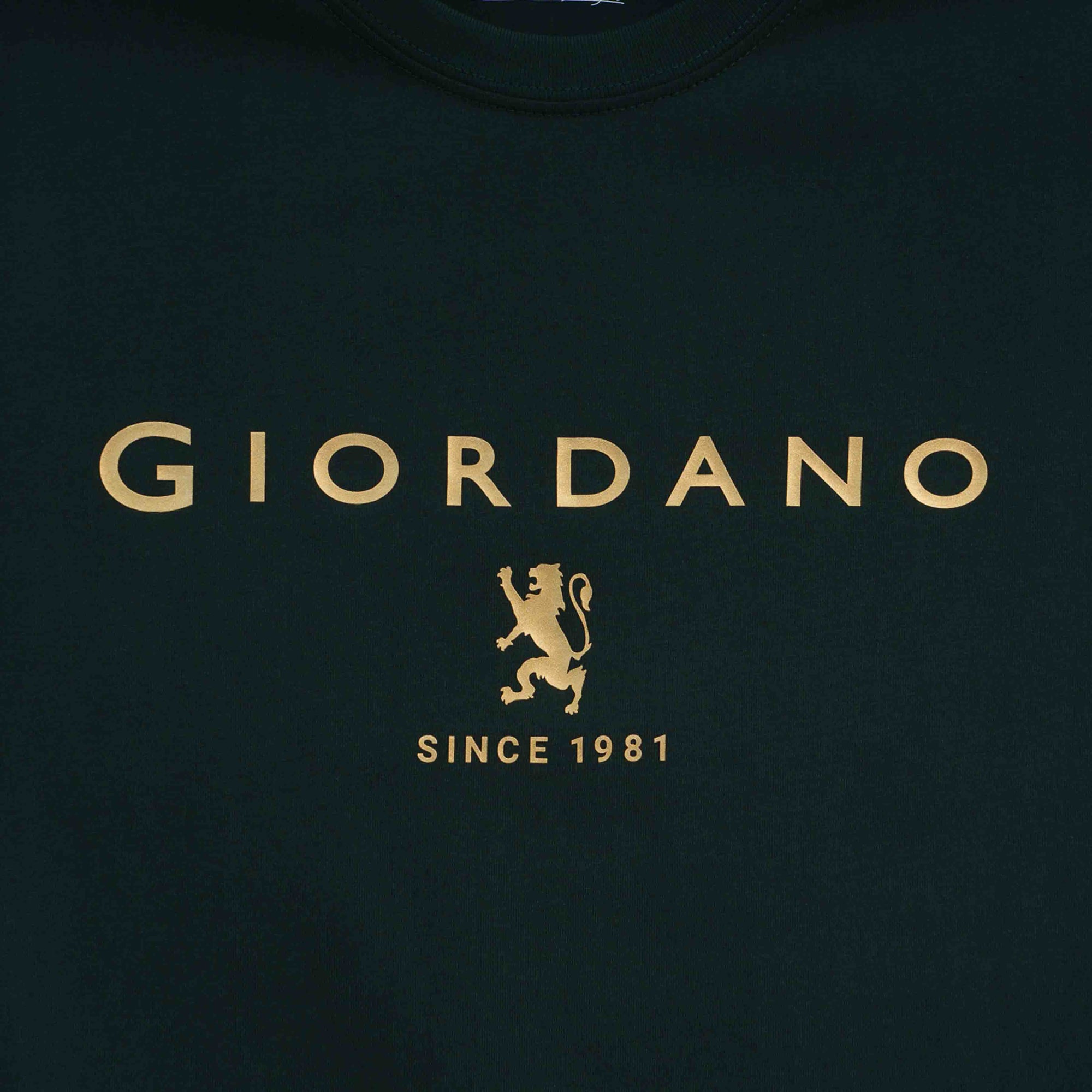 GIORDANO Men's Slim Fit Lion Logo Tee (01096201)