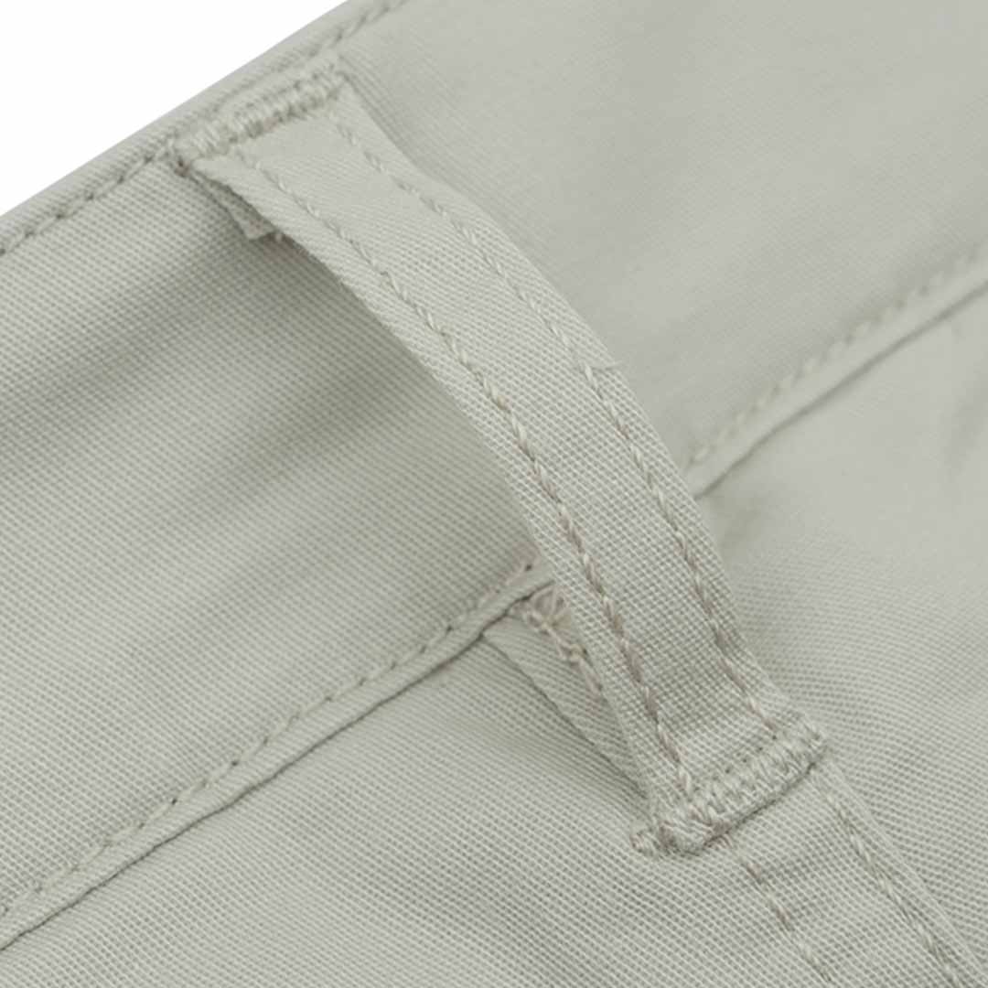 GIORDANO Men's Classic Man Cotton Spandex Low Rise Slim Tapered Fit Bermuda Shorts (01105202)