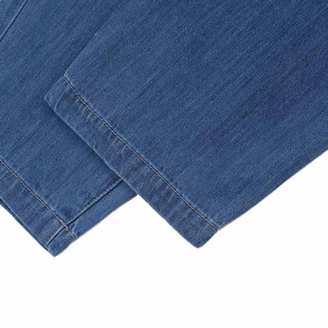 GIORDANO Women's Denim Mid Rise Relax Tapered Fit Jeans (05425037)