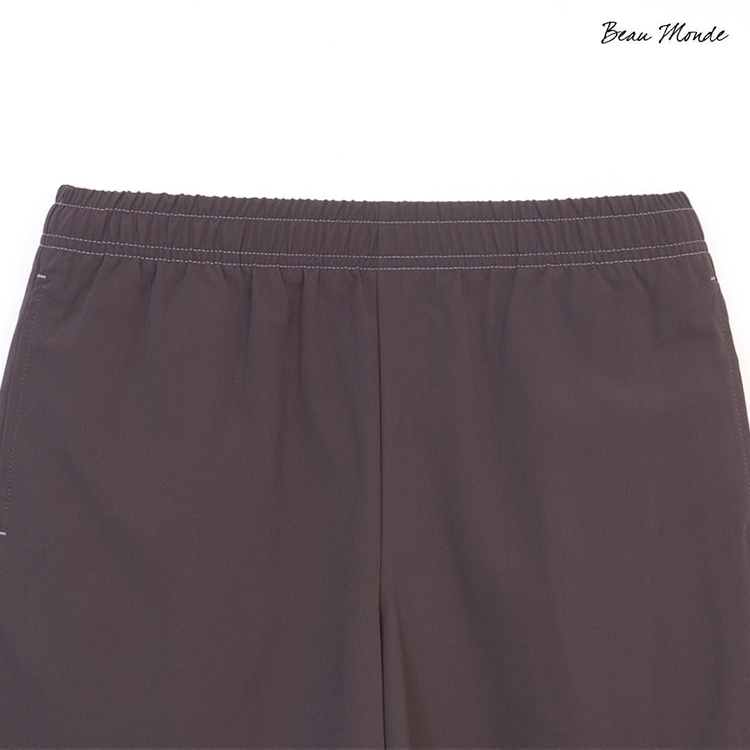 GIORDANO Women's Beau Monde Polyester Spandex Plain Weave Mid Rise Elastic Waist Shorts (13405324)