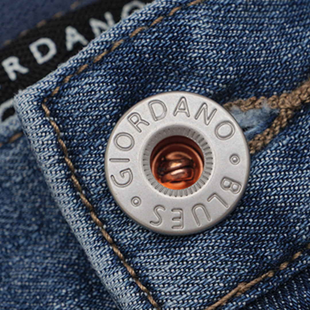 GIORDANO Men's Denim Low Rise Slim Tapered Fit Bermuda Shorts (01105225)