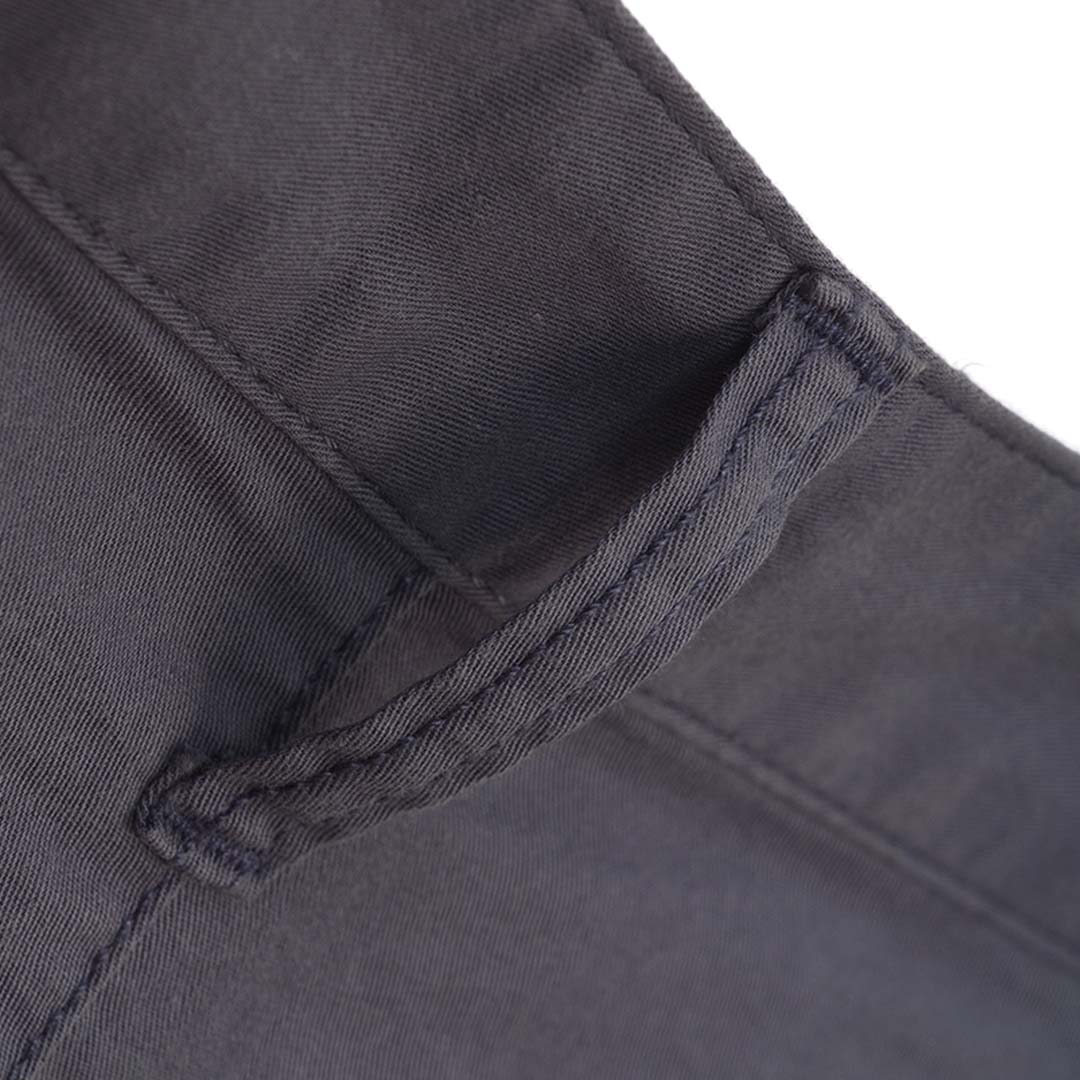 GIORDANO Women's Beau Monde Cotton Twill Mid Rise Loose Fit Pants (13413320)