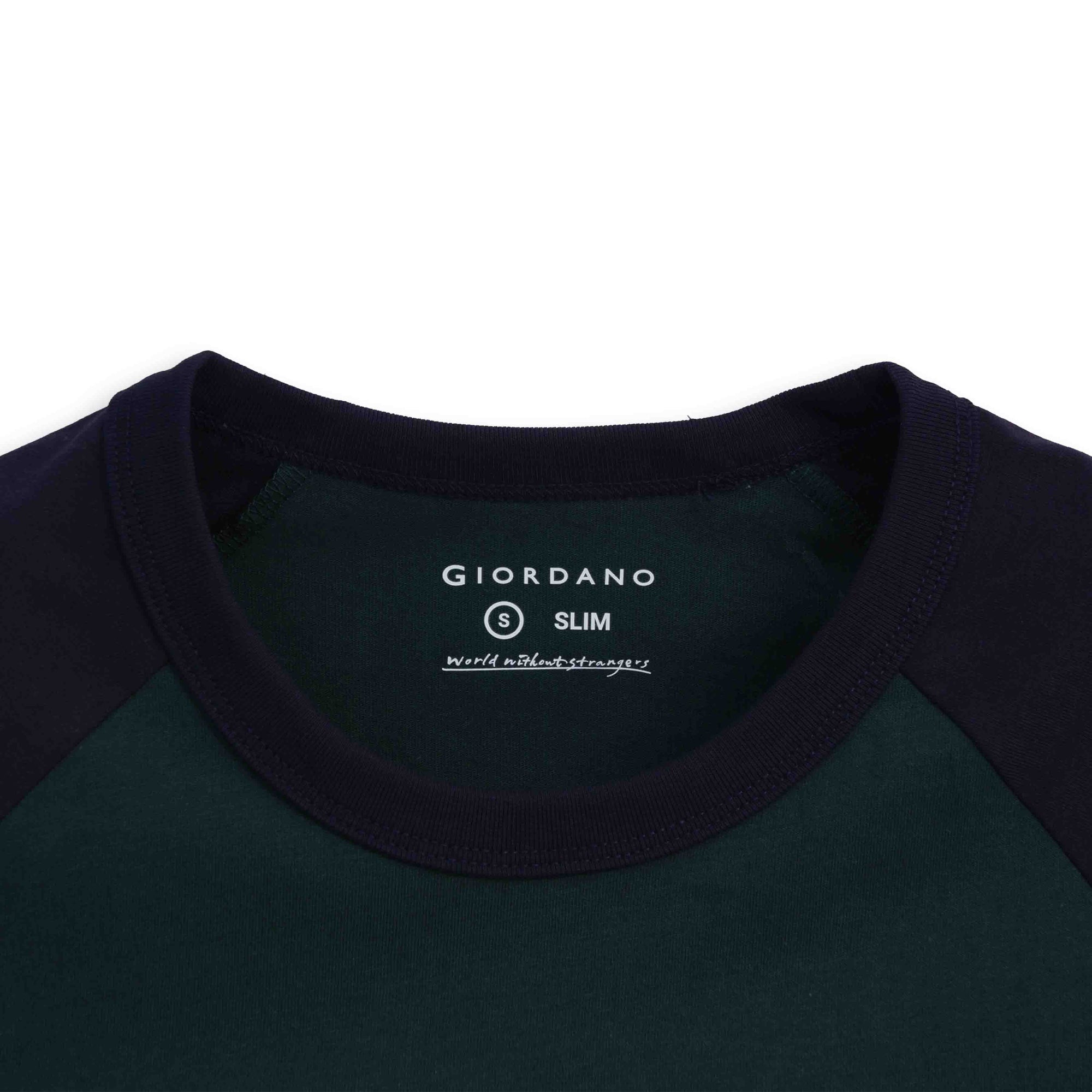 GIORDANO Men's Slim Fit Raglan Printed Tee (01096221)