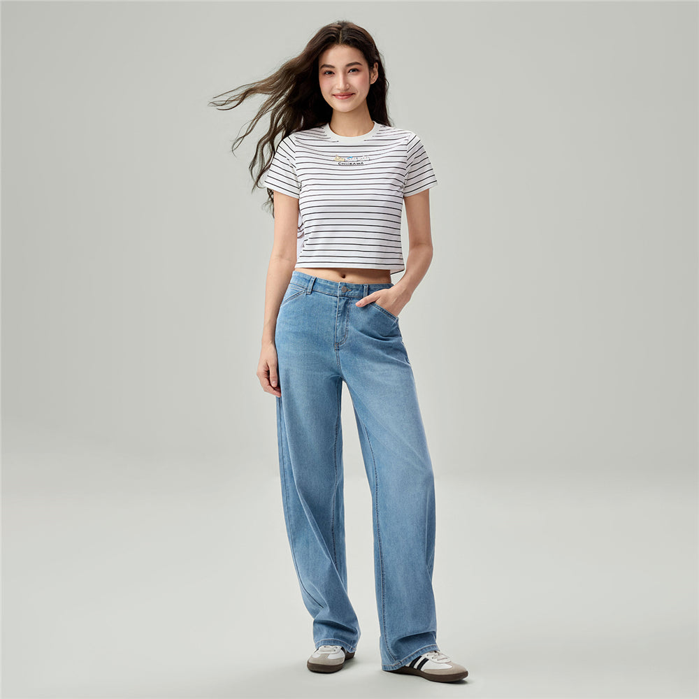 GIORDANO x Chiikawa Women's Cotton Blend Jersey Crew Neck Crop Fit Printed Tee (05396410)